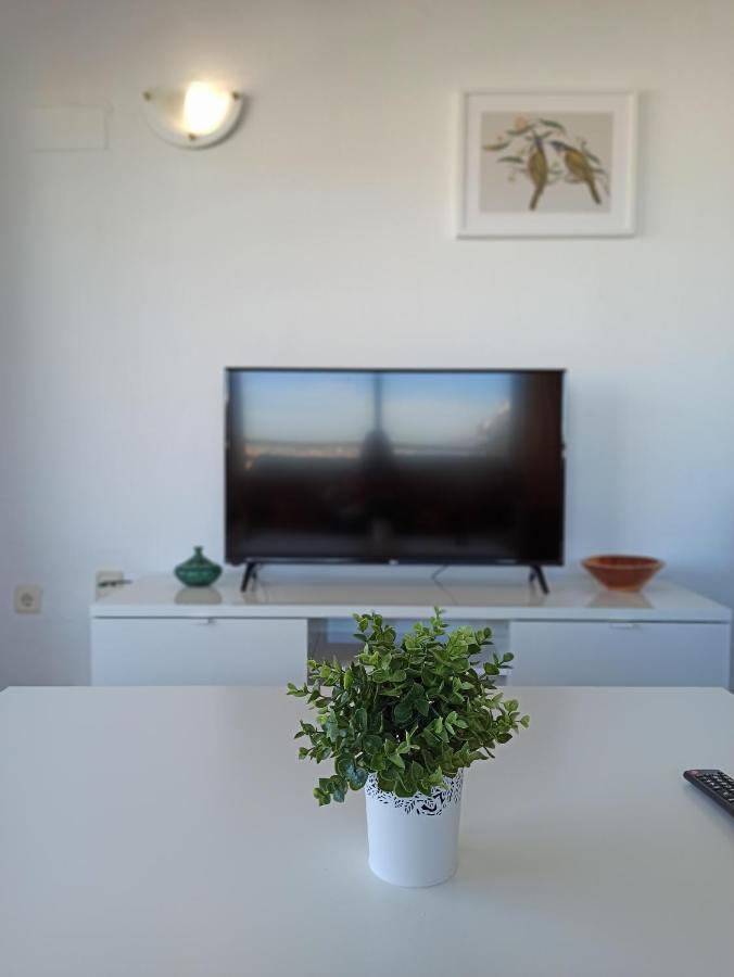 פואנגירולה Apartamento En Edificio Stella Maris מראה חיצוני תמונה