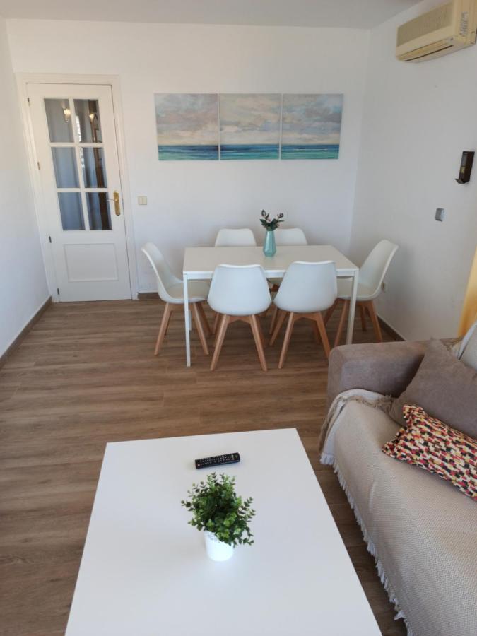 פואנגירולה Apartamento En Edificio Stella Maris מראה חיצוני תמונה