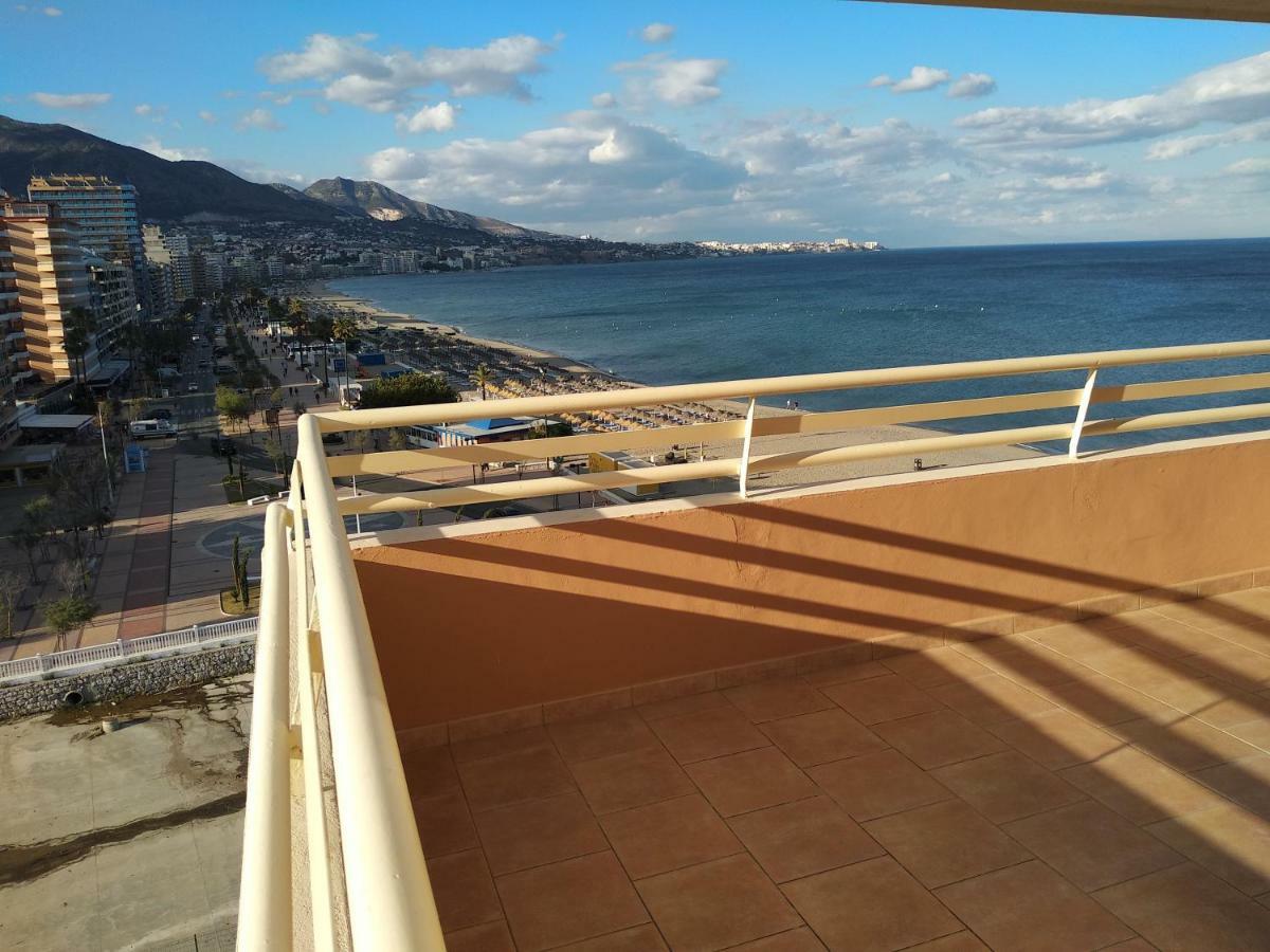 פואנגירולה Apartamento En Edificio Stella Maris מראה חיצוני תמונה